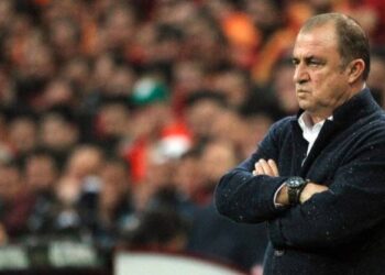 فاتح تيريم ينتقد أداء المنتخب التركي