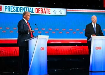 في مناظرة تاريخية.. بايدن وترامب يتبادلان الاتهامات والشتائم