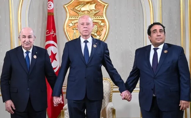 محاولة لإنشاء تكتل اقتصادي بين ليبيا وتونس والجزائر.. هل سينجح؟ 1 محاولة لإنشاء تكتل اقتصادي بين ليبيا وتونس والجزائر.. هل سينجح؟