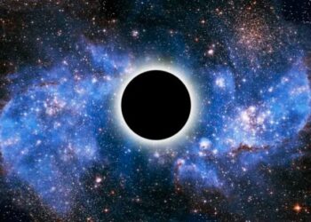 ثقب أسود يستيقظ من سكونه.. وعلماء يخشون تحول العملاق الوديع الى وحش