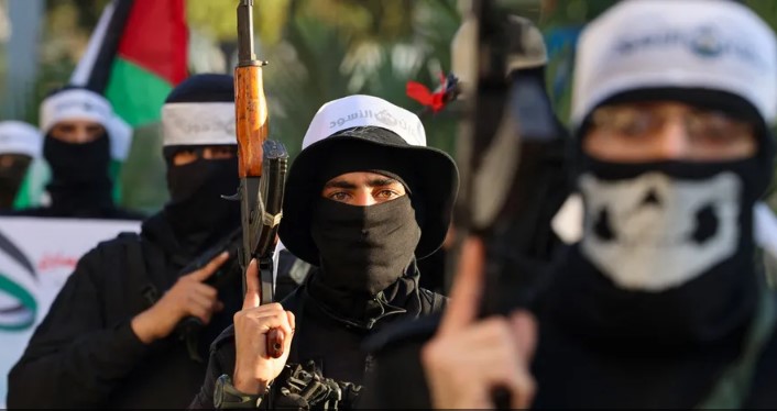 بالأسماء.. إسرائيل تعلن مقتل 3 عناصر بارزين في حماس 1 بالأسماء.. إسرائيل تعلن مقتل 3 عناصر بارزين في حماس