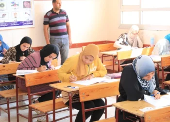 لجان امتحانات الثانوية العامة في مصر تشهد حالتي “ولادة ووفاة”