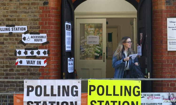انطلاق انتخابات بريطانيا وسط تفاؤل حزب العمال