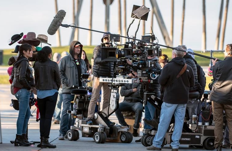 فوز فيلم “غزة 101” بجائزة أفضل برنامج لشؤون الساعة في حفل جوائز البث الرقمي لعام 2024