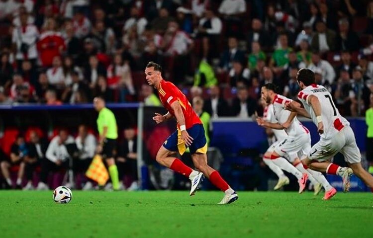 قدم.. إسبانيا توقف مغامرة جورجيا في "يورو 2024" 1 قدم.. إسبانيا توقف مغامرة جورجيا في “يورو 2024”