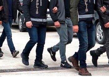 السلطات التركية توقف العشرات بعد اعتداءات على ممتلكات السوريين بولاية قيصري