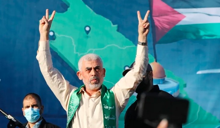 الاحتلال يكشف عن "وثائق" تحدث السنوار فيها عن "المشروع الكبير" قبل أشهر من 7 أكتوبر 1 الاحتلال يكشف عن “وثائق” تحدث السنوار فيها عن “المشروع الكبير” قبل أشهر من 7 أكتوبر