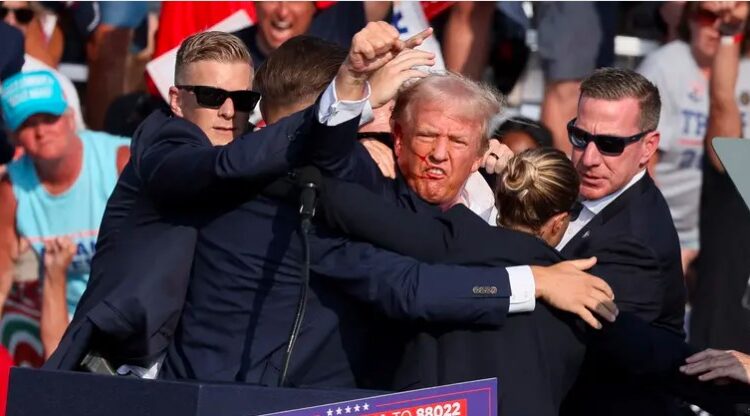 ترامب: لن أدع قناصاً أو قاتلاً يفرض عليّ تغيير جدولي 1 ترامب: لن أدع قناصاً أو قاتلاً يفرض عليّ تغيير جدولي