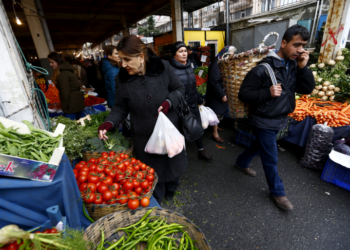 تركيا: ارتفاع العجز التجاري إلى 6.43 مليار دولار وتراجع التضخم إلى 71.6 % في يونيو