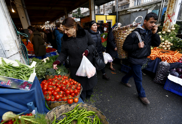 تركيا: ارتفاع العجز التجاري إلى 6.43 مليار دولار وتراجع التضخم إلى 71.6 % في يونيو