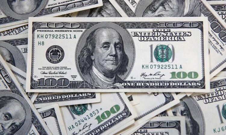 كيف ستؤثر نتيجة الانتخابات الأمريكية على قوة الدولار؟