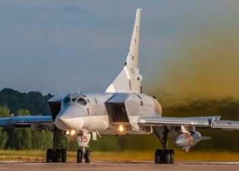 روسيا تحبط محاولة اختطاف “قاذفة استراتيجية”.. وتحدد الفاعل