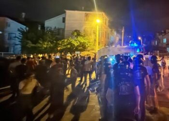 تركيا تحقق بمنشورات تحرض على اللاجئين وأحداث قيصري تشعل الغضب بشمال سوريا