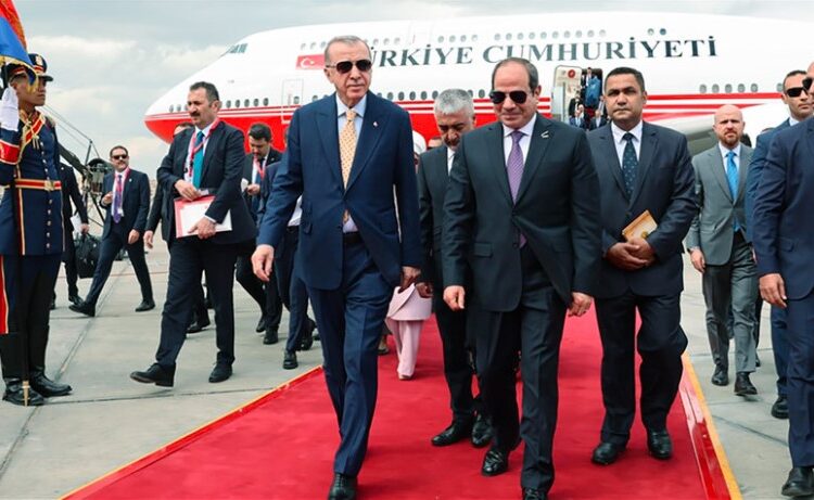 وزير خارجية تركيا يزور مصر أغسطس المقبل استعدادًا لزيارة السيسي لـ أنقرة