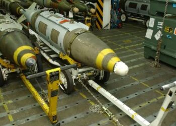 تقرير: واشنطن توافق على شحن قنابل تزن 500 رطل إلى إسرائيل