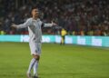 كريستيانو رونالدو يسجل هدفه رقم 980 بعد أزمته مع منتخب البرتغال 12 كريستيانو رونالدو يحتفل بهدف مع منتخب البرتغال فاتحا ذراعيه
