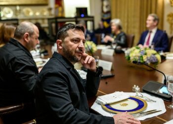 Ukrainian President Volodymyr Zelensky at a White House meeting, before Trump said Ukraine should replace Zelensky
