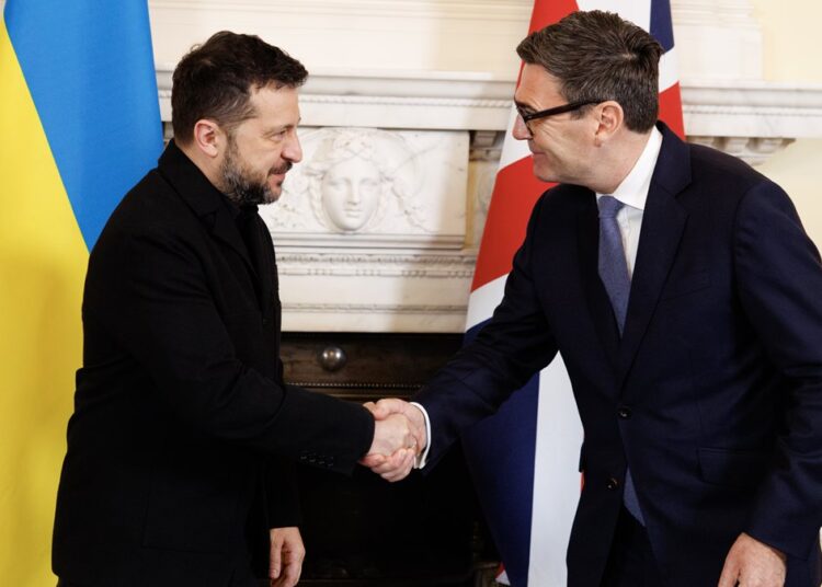 Volodymyr Zelensky in London on Oct. 14, the day before the Ryazan refinery strike