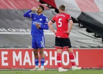 Premier Lig’de Müslüman futbolculara ‘oruç’ jesti