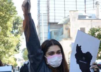 İran’da genel af: Mahsa Amini protestolarında hüküm giyen 22 bin kişi yararlandı