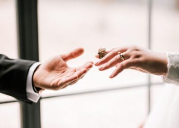 AYM’den kadınların soyadına ilişkin tarihi karar