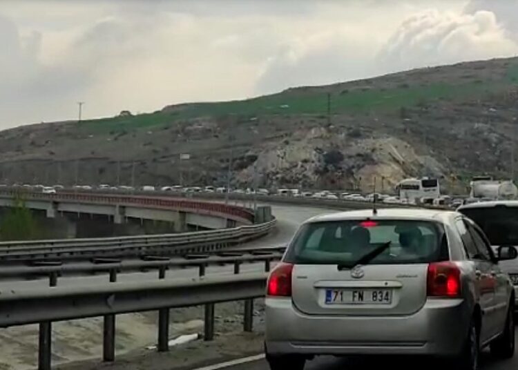 Ankara’da 10 araç birbirine girdi: 1 ölü