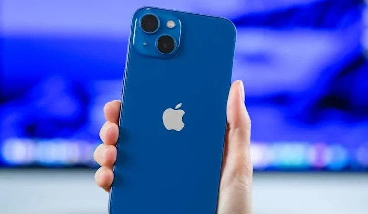 Apple’dan uyarı: Telefonu göğsünüze çok yaklaştırmayın