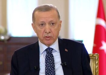 Erdoğan canlı yayında rahatsızlandı, ara verilen program erken bitirildi