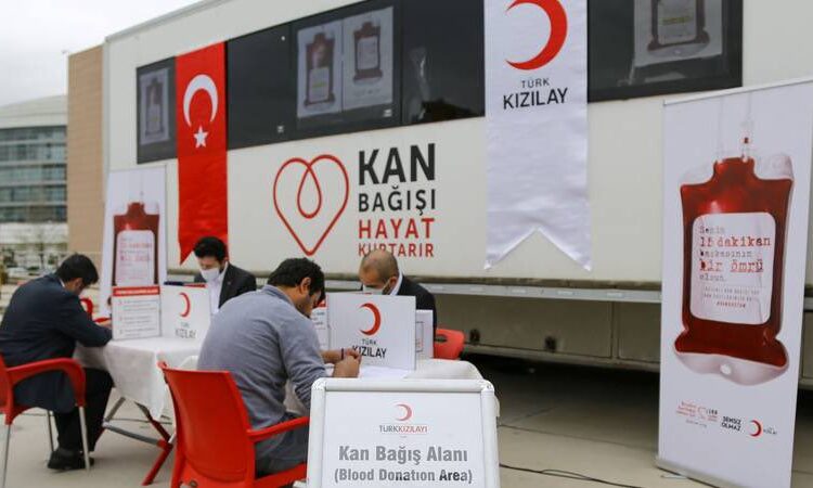 Kızılay: 3 günlük kan stoğumuz kaldı 1 Kızılay: 3 günlük kan stoğumuz kaldı