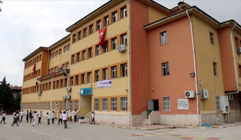 Deprem bölgesindeki tüm okullar 24 Nisan’da açılacak