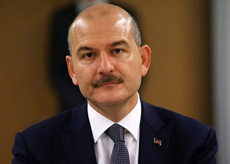 Hukukçulardan Soylu'nun 'siyasi darbe' açıklamasına tepki: Başkası dese tutuklanır 1 Hukukçulardan Soylu’nun ‘siyasi darbe’ açıklamasına tepki: Başkası dese tutuklanır