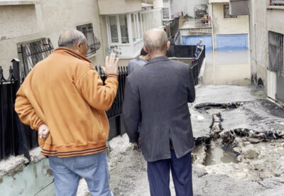 Ankara sağanak yağışa teslim oldu: Evleri su bastı, araçlar mahsur kaldı 2 Ankara sağanak yağışa teslim oldu: Evleri su bastı, araçlar mahsur kaldı