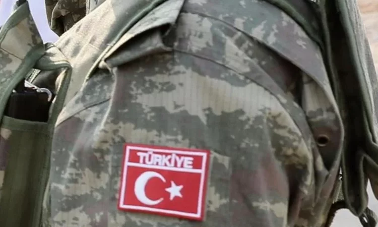 Nöbet tutarken yaşamını yitiren asker 31 yıl sonra şehit sayıldı 1 Nöbet tutarken yaşamını yitiren asker 31 yıl sonra şehit sayıldı
