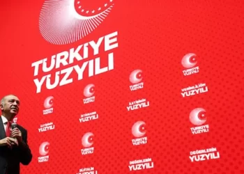 Politico’dan çarpıcı seçim yazısı: Erdoğan, Atatürk kıskançlığından muzdarip