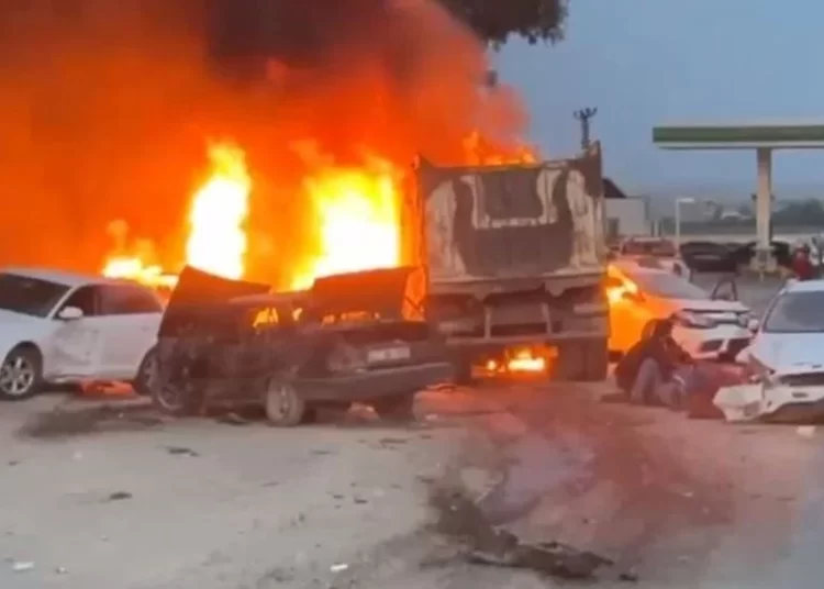 Hatay'da feci kazada 12 kişi can verdi 1 Hatay’da feci kazada 12 kişi can verdi
