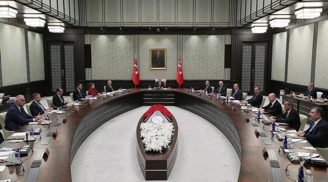 Yeni kabinede sürpriz isimlerin adı geçiyor 1 Yeni kabinede sürpriz isimlerin adı geçiyor