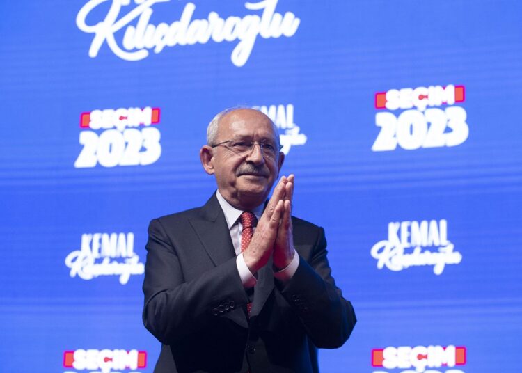Kılıçdaroğlu’ndan ilk açıklama: Adil olmayan bir seçim sürecini yaşadık 1 Kılıçdaroğlu’ndan ilk açıklama: Adil olmayan bir seçim sürecini yaşadık
