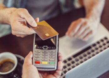 Kredi kartlarından nakit avans çekmek yasaklandı