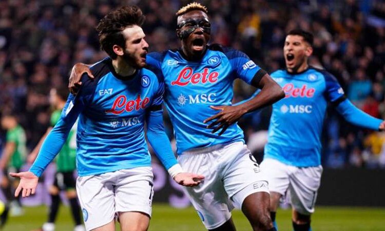 İtalya'da Napoli, 33 yıl sonra şampiyon! 1 İtalya’da Napoli, 33 yıl sonra şampiyon!