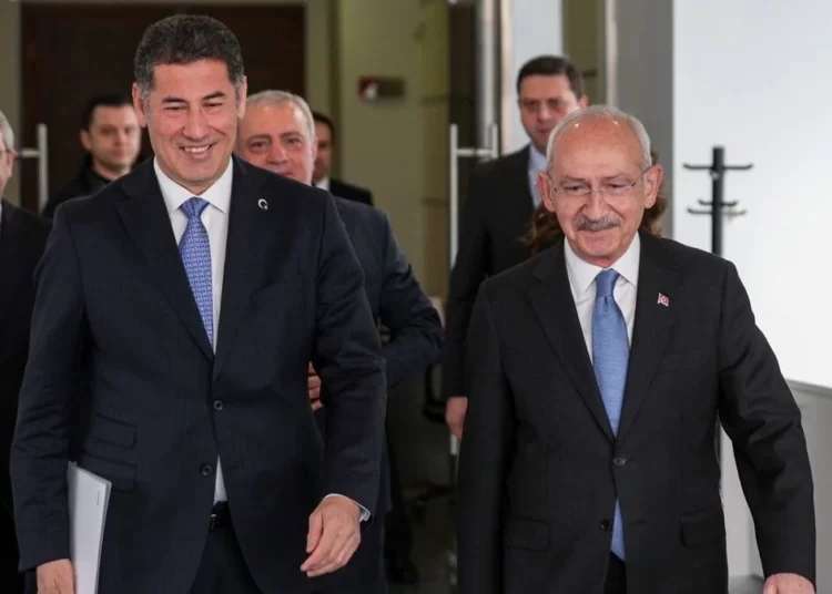 Oğan'ın kararı sonrası Kılıçdaroğlu'ndan sert açıklama: Kimin bu güzel vatanı satandan yana olduğu belli 1 Oğan’ın kararı sonrası Kılıçdaroğlu’ndan sert açıklama: Kimin bu güzel vatanı satandan yana olduğu belli