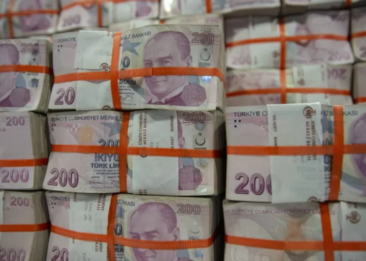 Anketler ‘Türkiye resesyonda’ diyor, ama seçmenin tercihi değişmiyor