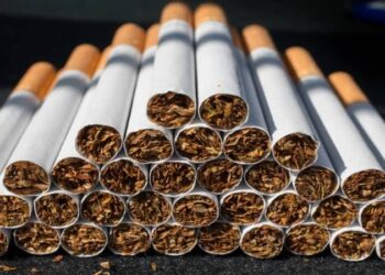 Vergi uzmanı Bingöl hesapladı: 20 dal sigaranın 16'sı vergiye gidiyor