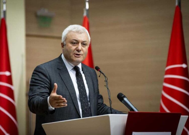CHP'de Tuncay Özkan'ın da bileti kesildi 1 CHP’de Tuncay Özkan’ın da bileti kesildi