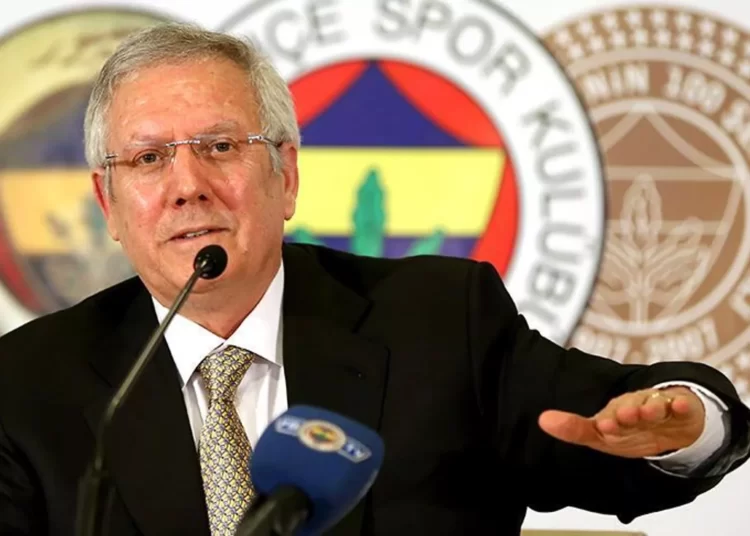 Aziz Yıldırım'dan Ali Koç'a: Aday dersen aday çıkar, hiç kimse çıkmazsa ben adayım 1 Aziz Yıldırım’dan Ali Koç’a: Aday dersen aday çıkar, hiç kimse çıkmazsa ben adayım