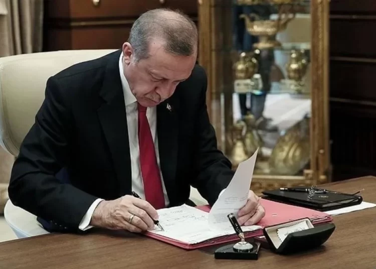 13 üniversiteye rektör atadı 1 13 üniversiteye rektör atadı
