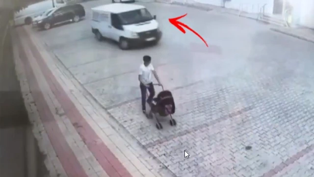Diyarbakır’da 7 yaşında çocuk, babasının arabasıyla kardeşini ezdi 1 Diyarbakır’da 7 yaşında çocuk, babasının arabasıyla kardeşini ezdi