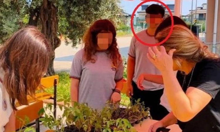 Erasmus gezisi için İtalya'ya giden lise öğrencisi, gruptan ayrılıp Almanya'ya iltica etti 1 Erasmus gezisi için İtalya’ya giden lise öğrencisi, gruptan ayrılıp Almanya’ya iltica etti