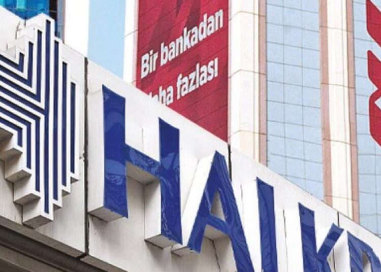 Ziraat Bankası ve Halkbank’tan maaşlara zam 1 Ziraat Bankası ve Halkbank’tan maaşlara zam