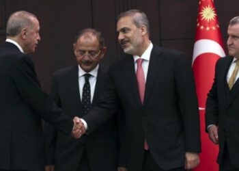 Boşalan üç kritik makama kimler gelecek?