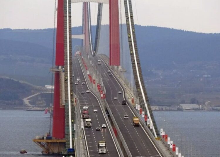 Köprü ve otoyollara dev zam geliyor 1 Köprü ve otoyollardaki geçiş garantileri bu bayram da tutmadı